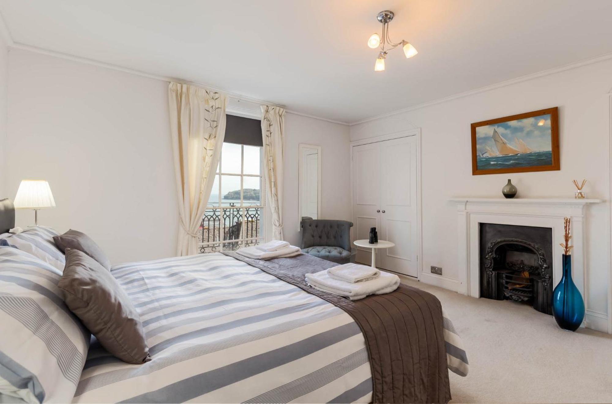 Cliffhanger 18 Castle Road Cowes  Extérieur photo