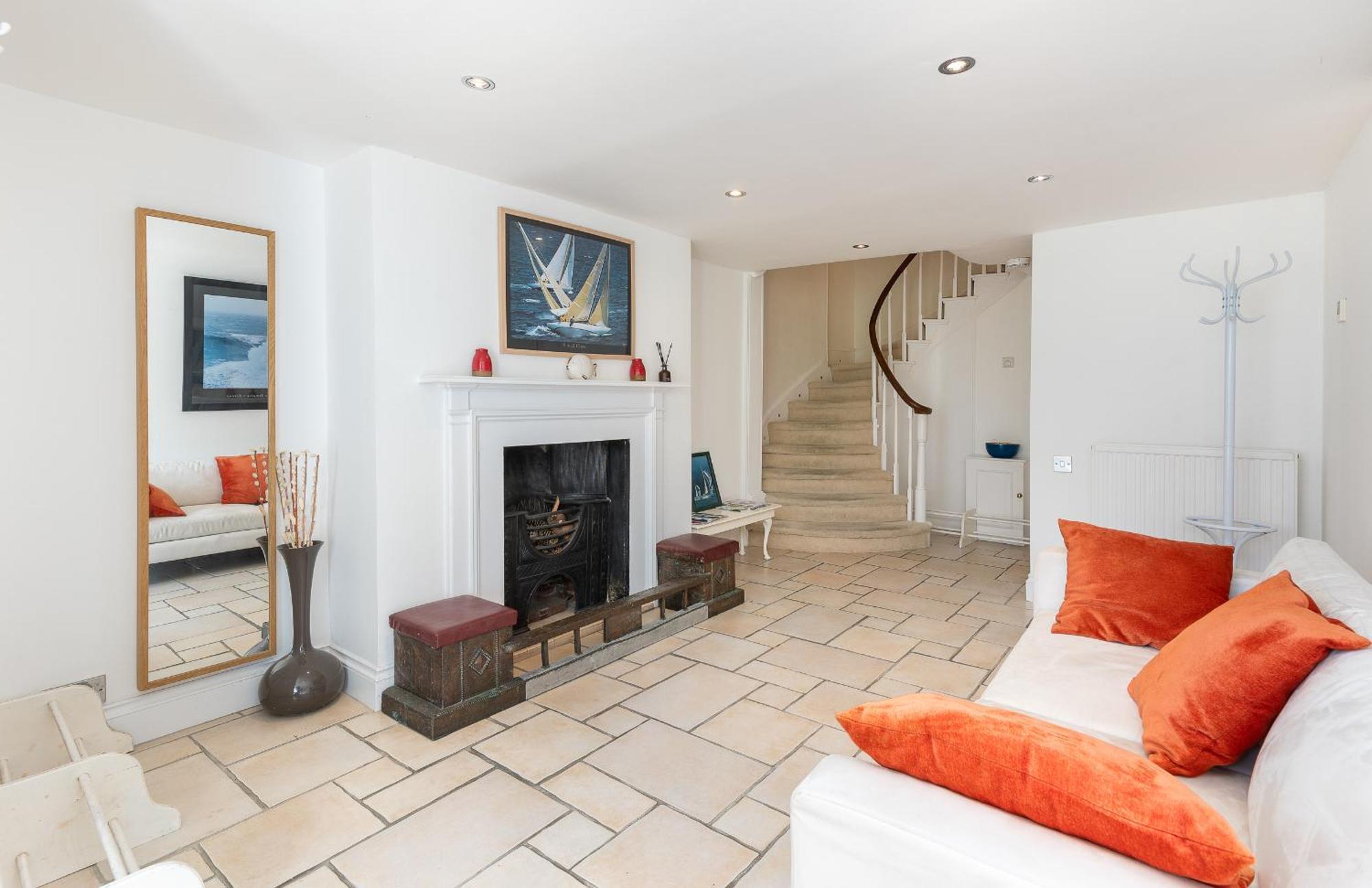 Cliffhanger 18 Castle Road Cowes  Extérieur photo