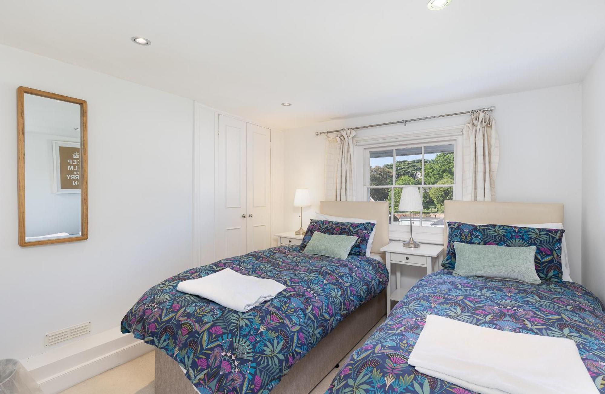 Cliffhanger 18 Castle Road Cowes  Extérieur photo
